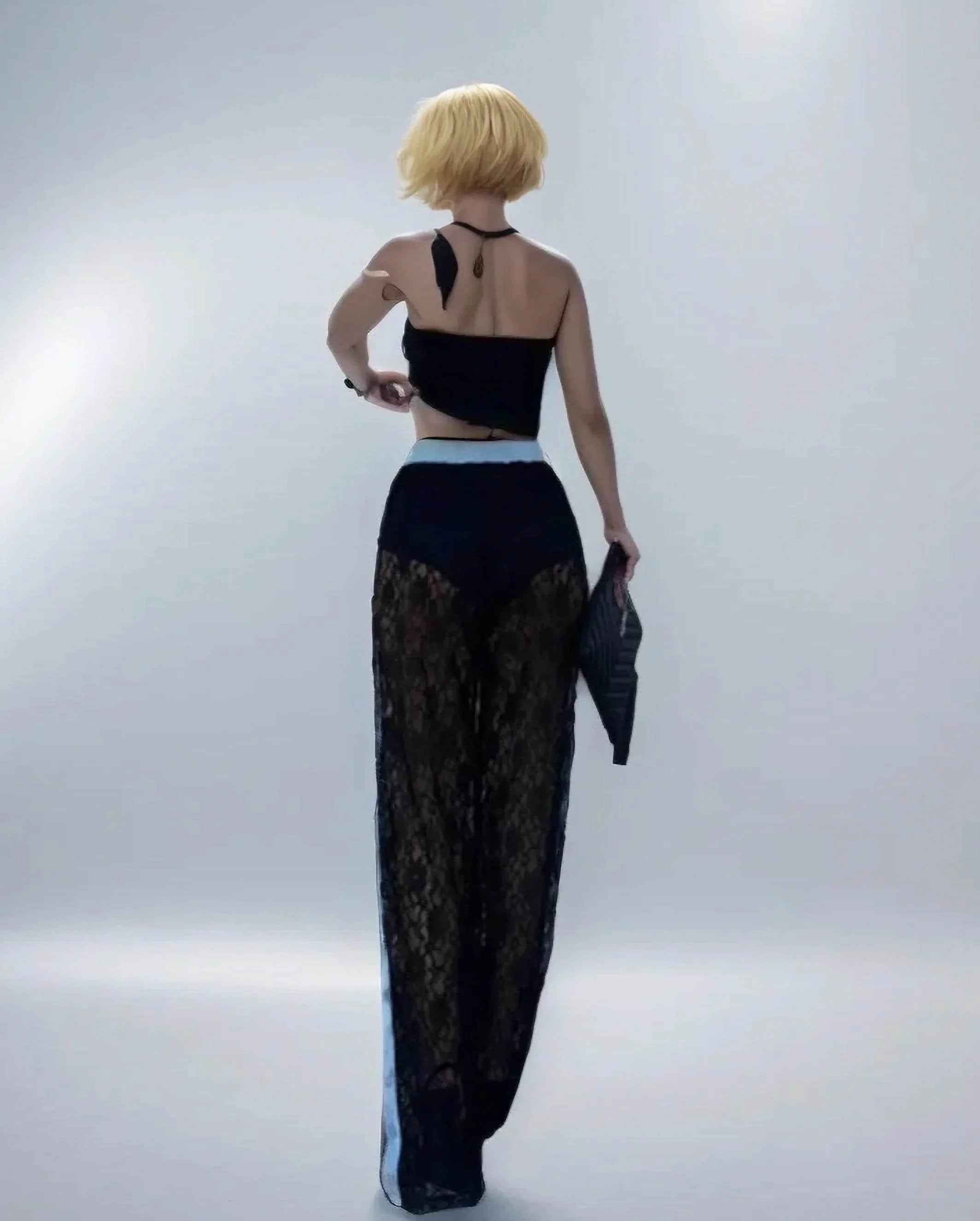 Compleu Elegant Dantelă cu Top Scurt și Pantaloni | Set 2 Piese cu Inserții Saten