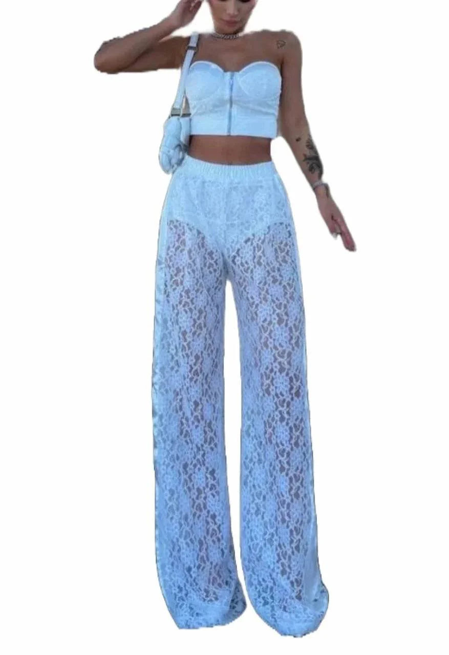 Compleu Elegant Dantela cu Chilot Atasat Alb