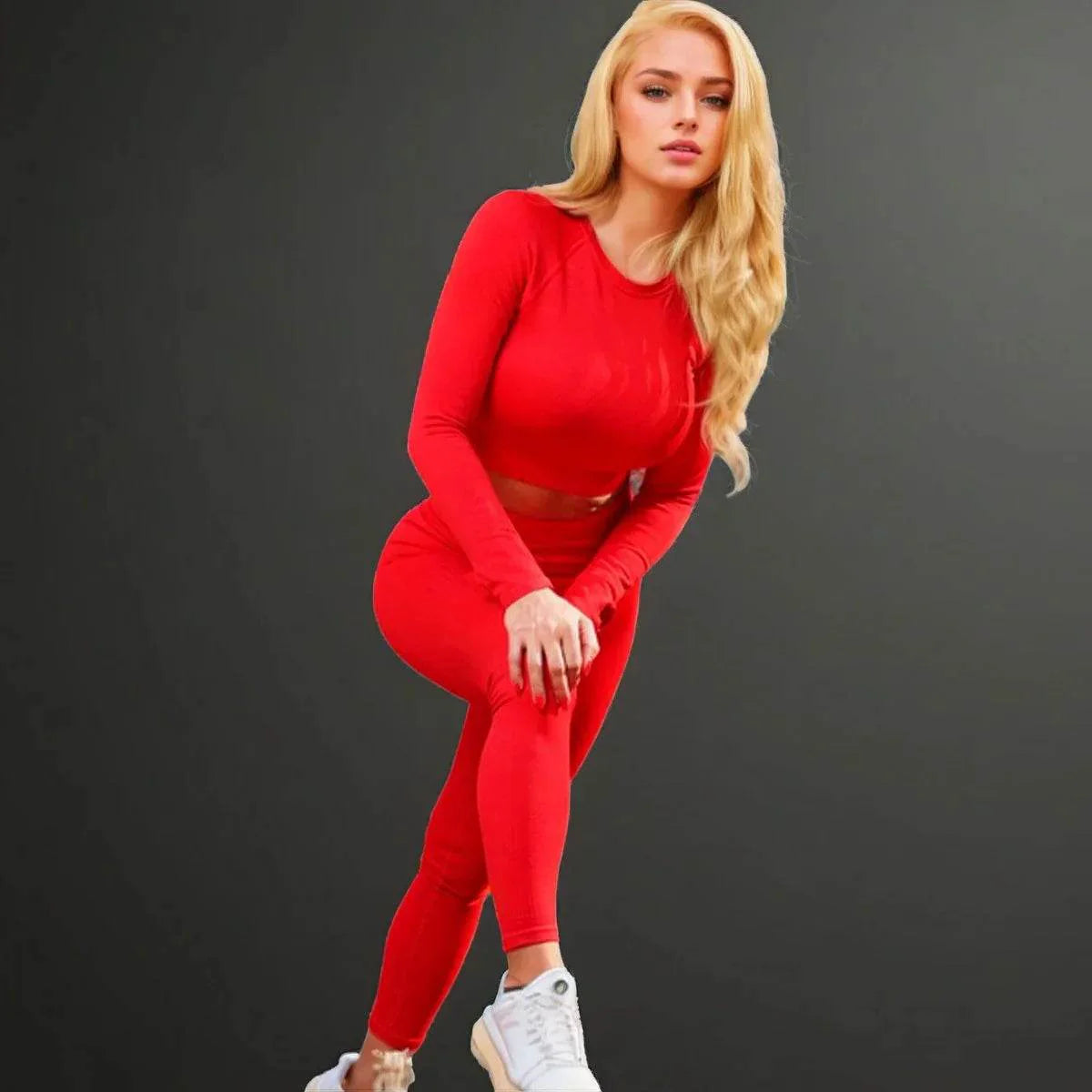 Compleu Modelator Fitness Roșu | Set Dama cu Mâneci Lungi și Fentă pentru Deget