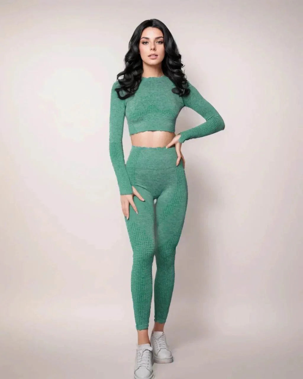 Compleu Sport Seamless Verde | Set Modelator cu Mâneci Lungi și Fantă Deget